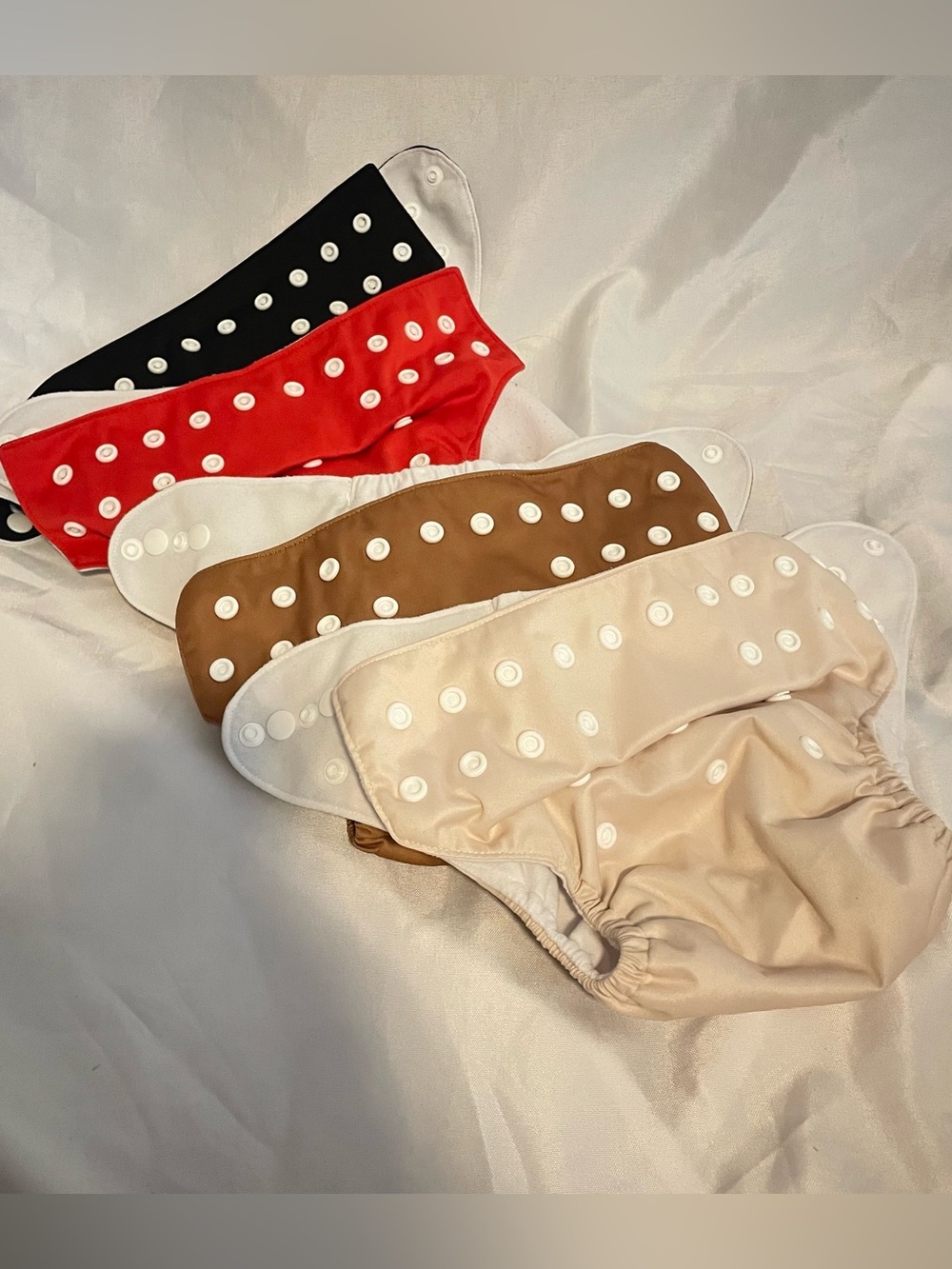 Reusable Cloth Diapers with Bamboo Inserts - Picture 2 of 6